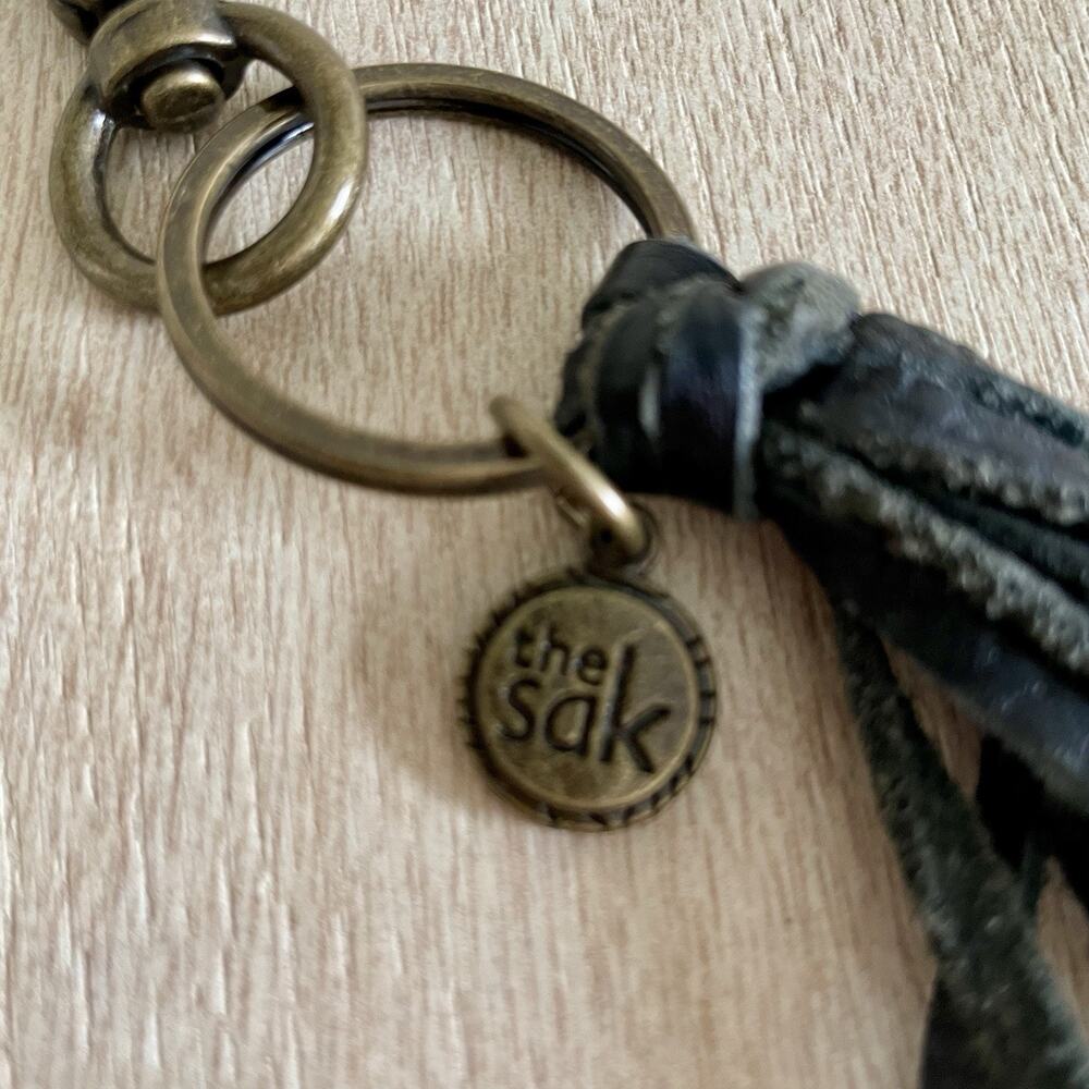 The Sak Feather Tassle Charm - Picture 3 of 5